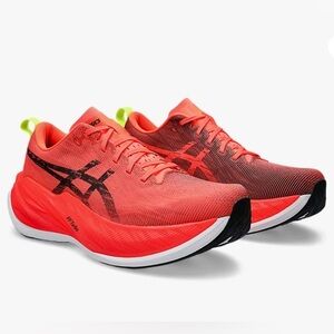 Asics Superblast running shoes sunrise red Women’s size 7.5 / men’s 6